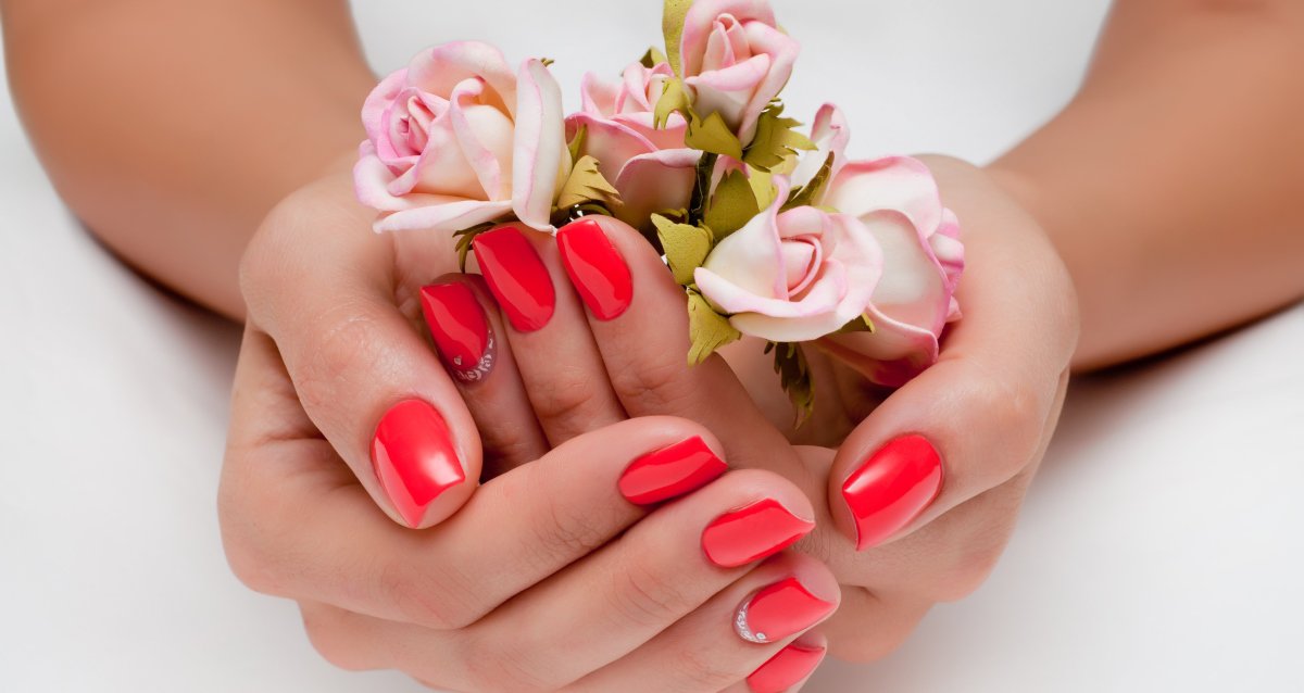 -70% на услуги студии маникюра Sweet Nails